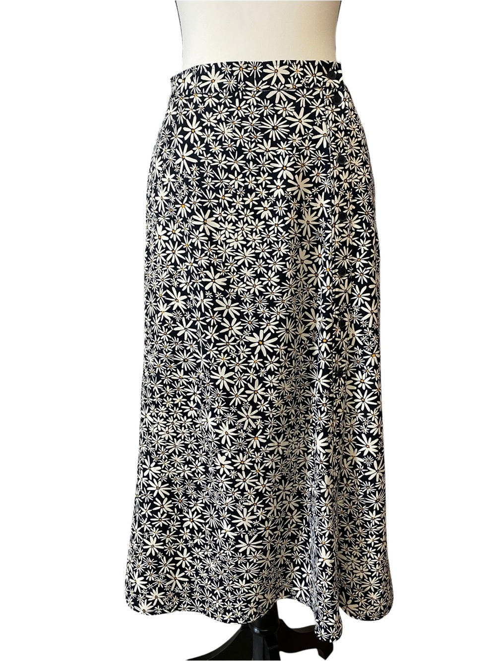 Uniqlo Black & White Daisy A-Line Midi Skirt Size S